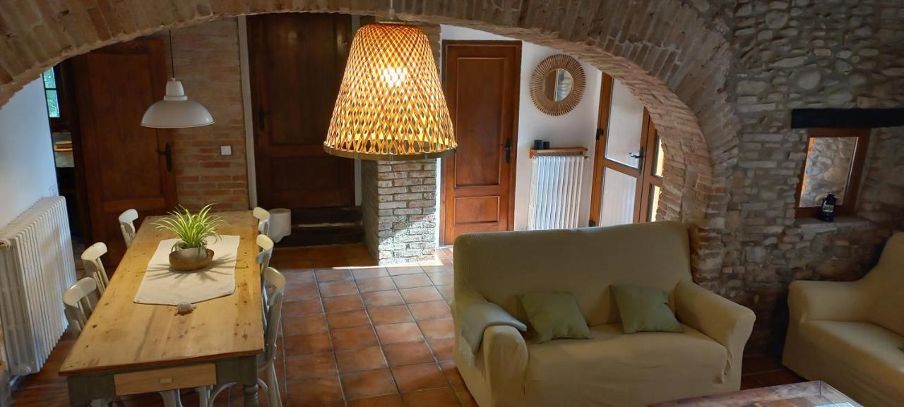 La Fabrica De Targarona Villa Sant Pere de Torello Luaran gambar