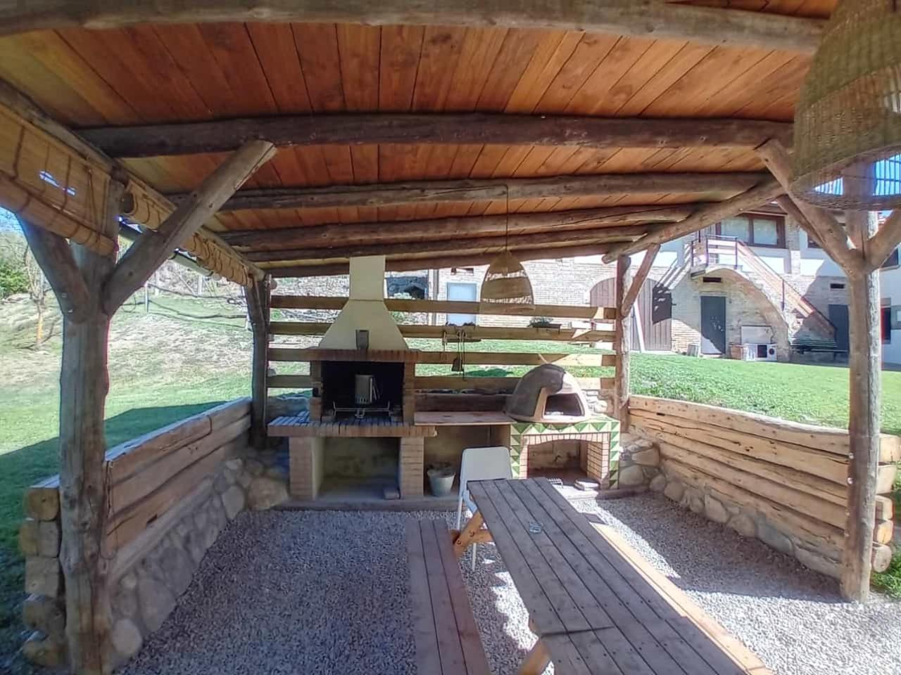 La Fabrica De Targarona Villa Sant Pere de Torello Luaran gambar